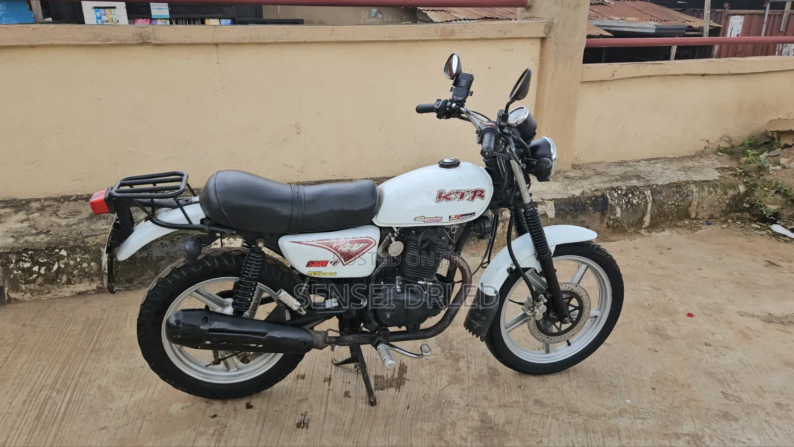 Kymco 2016 White