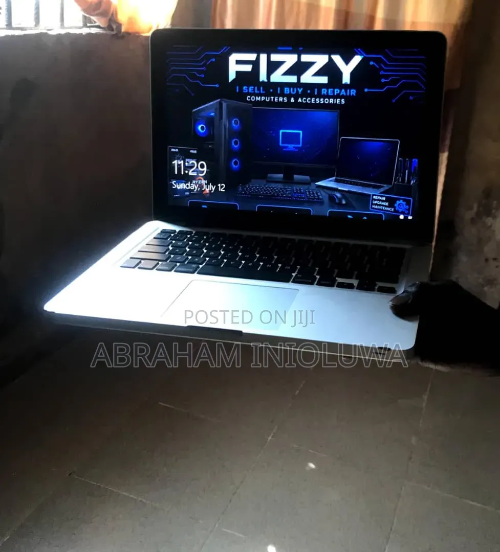 Laptop Apple MacBook Pro 2010 6GB Intel Core i5 SSD 128GB