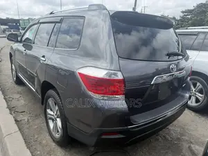 Toyota Highlander 2013 Gray