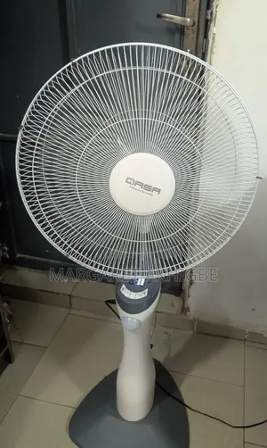 18" Rechargeable Fan