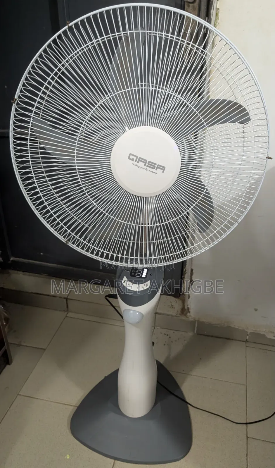 18" Rechargeable Fan