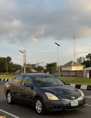 Nissan Altima 2.5 S Sedan 2011 Beige