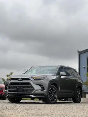 Toyota Grand Highlander 2025 Gray
