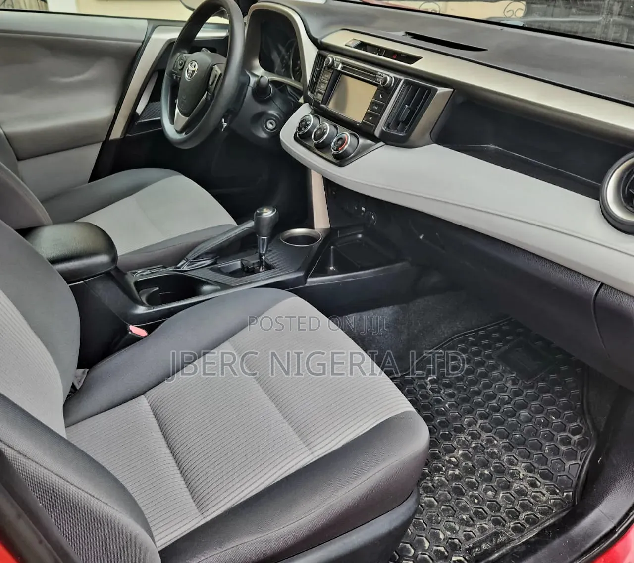 Toyota RAV4 2018 Red