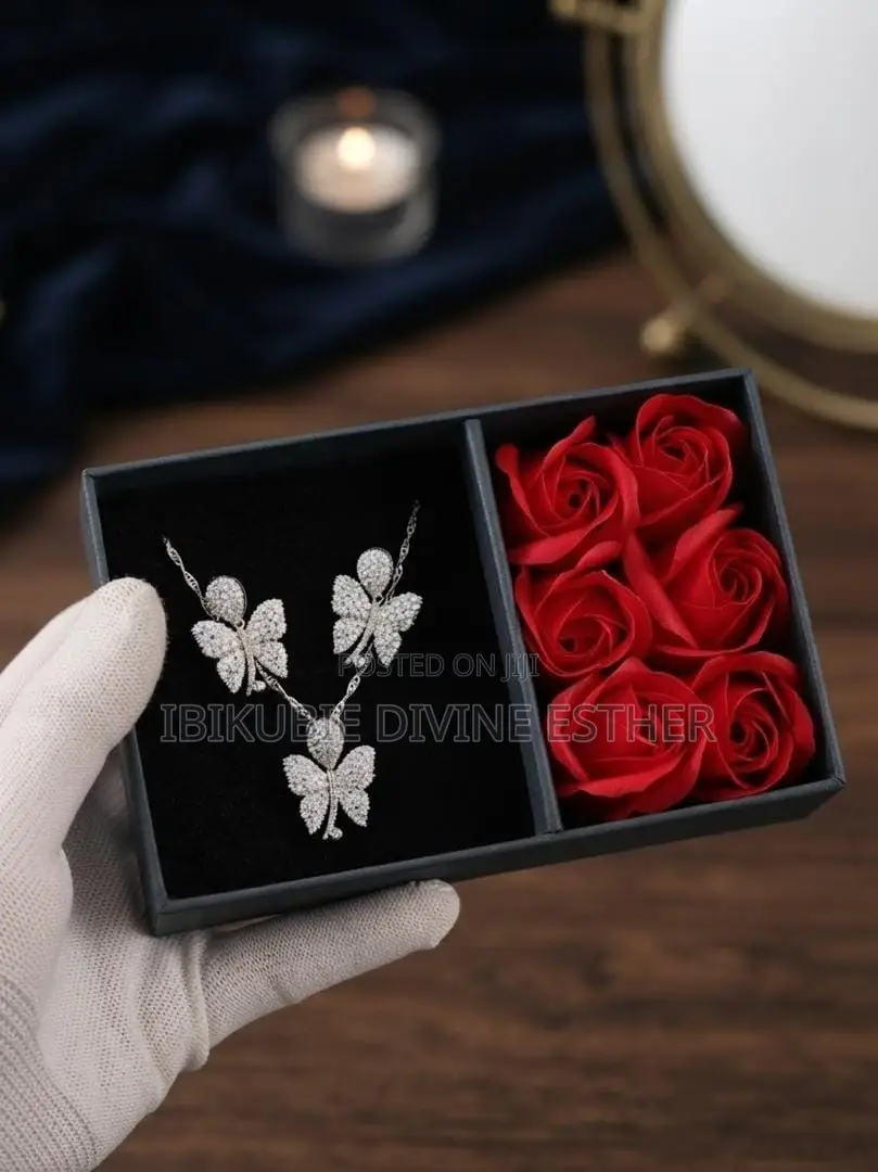 Quality Non-Tarnishable Accessories