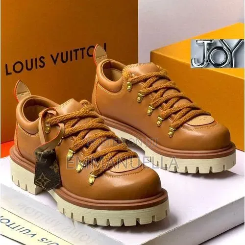 Louis Vuitton Sneakers