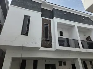 3bdrm Duplex in Creek Avenue Court, VGC / Ajah for sale