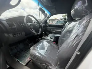 Toyota Tacoma 2013 White