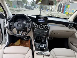 Mercedes-Benz GLC-Class 2016 White