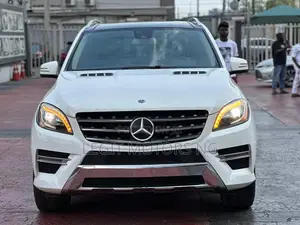 Mercedes-Benz M Class ML350 4MATIC 4dr SUV AWD (3.5L 6cyl 7A) 2015