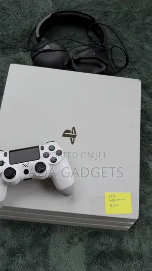 Ps4 Pro Glacier White