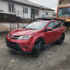 Toyota RAV4 2014 Red