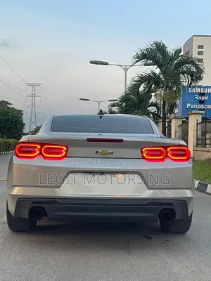 Chevrolet Camaro 2019 Silver