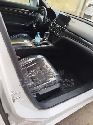 Honda Accord Sport 2018 White
