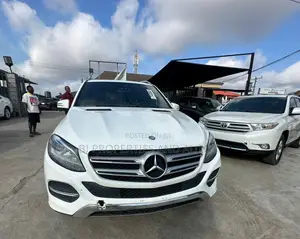 Mercedes-Benz GLE-Class GLE 350d 4MATIC 2017 White
