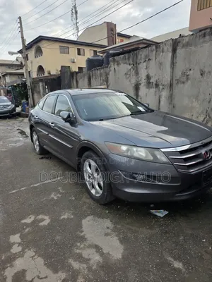 Honda Accord Crosstour EX-L w/Navigation 2013 Brown