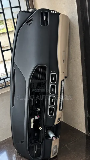 Complete Dashboard Mercedes-Benz GLE 63 W167 (2020/21)