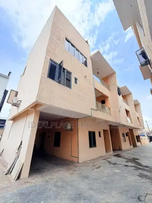 4bdrm Duplex in Ogudu GRA for sale