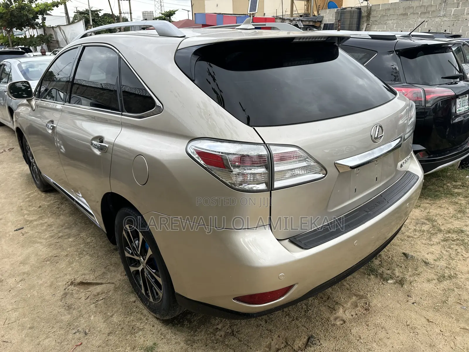 Lexus RX 2011 Gold