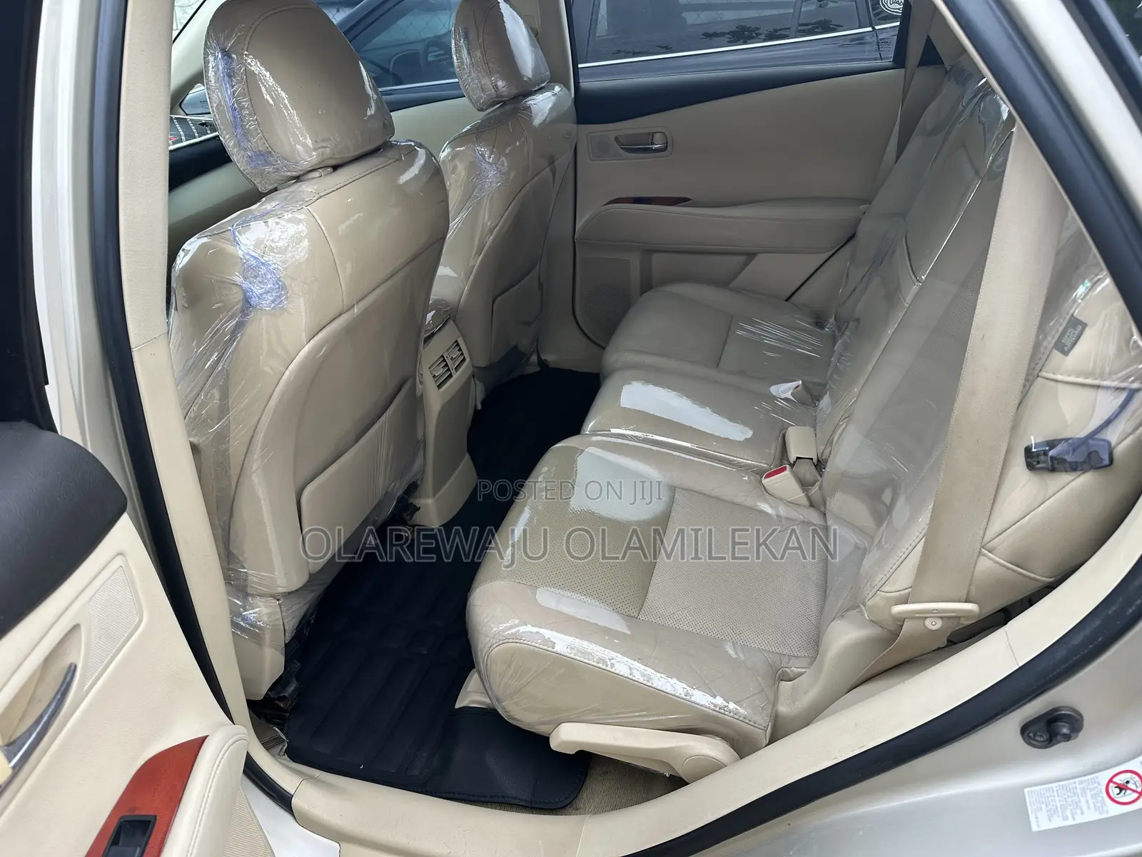 Lexus RX 2011 Gold