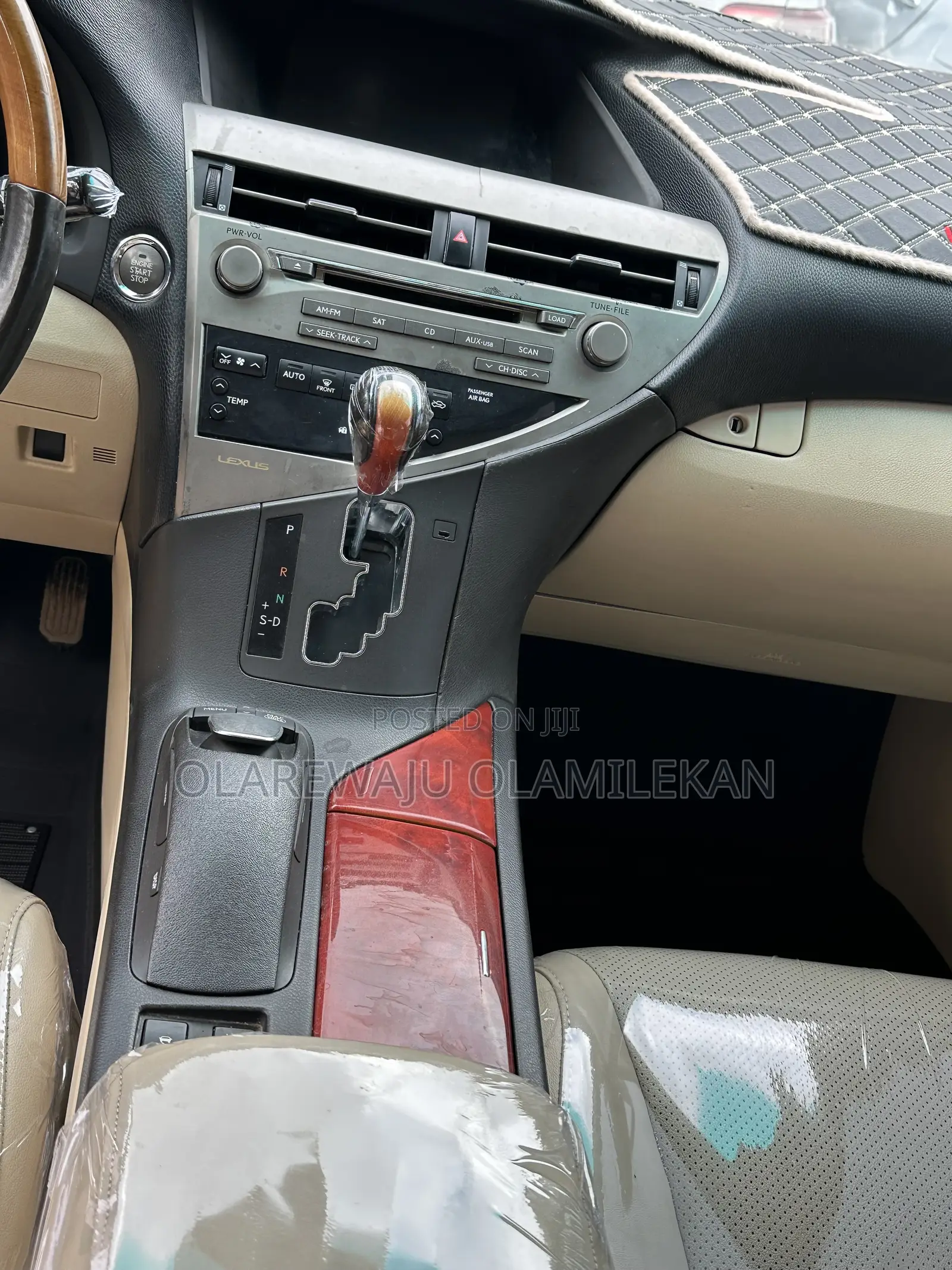 Lexus RX 2011 Gold