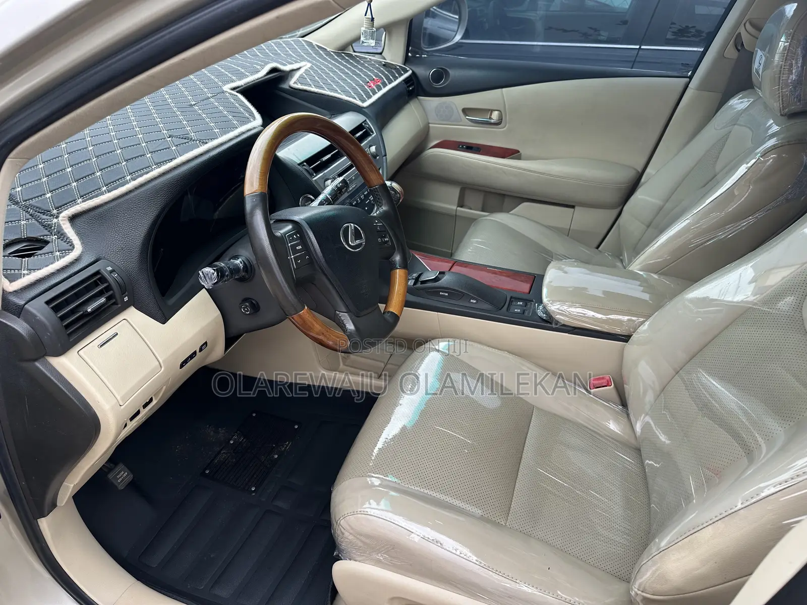 Lexus RX 2011 Gold