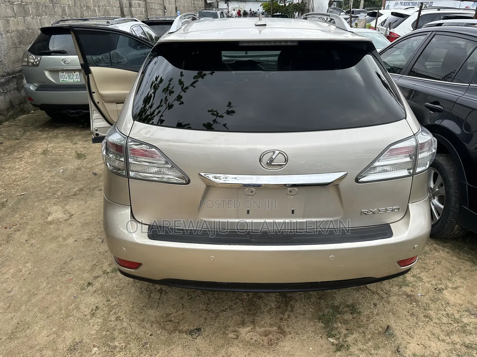 Lexus RX 2011 Gold