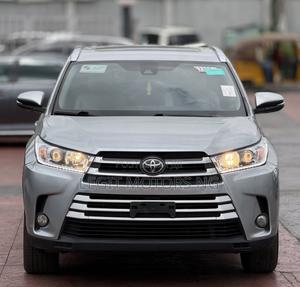 Toyota Highlander Limited 4x4 V6 (3.5L 6cyl 8A) 2018 Silver