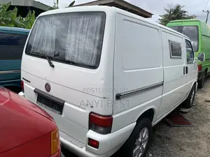 Volkswagen Transporter 2008 White