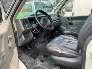 Volkswagen Transporter 2008 White