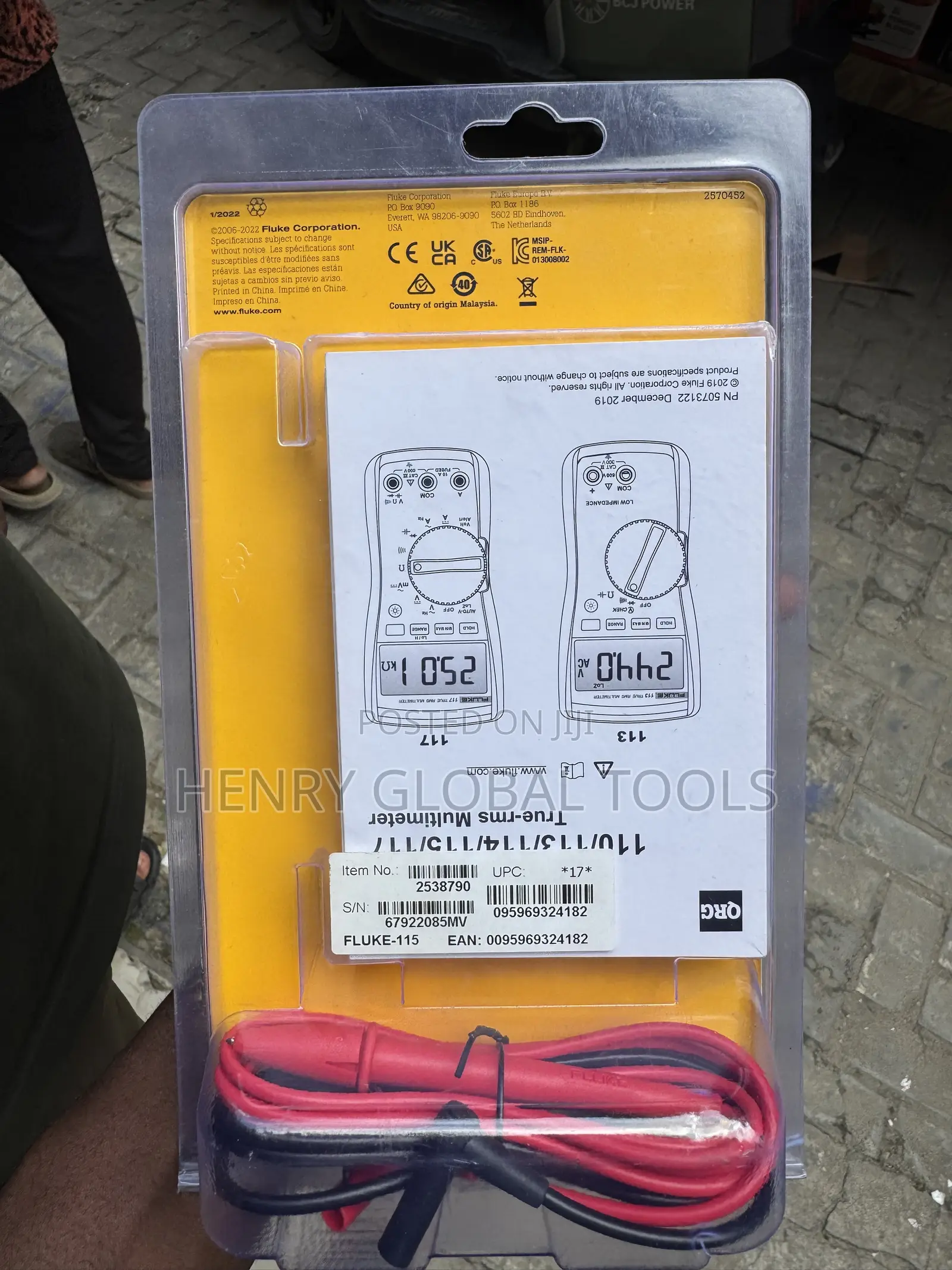 Fluke 115 True RMS Multimeter – Professional Electrical Tester