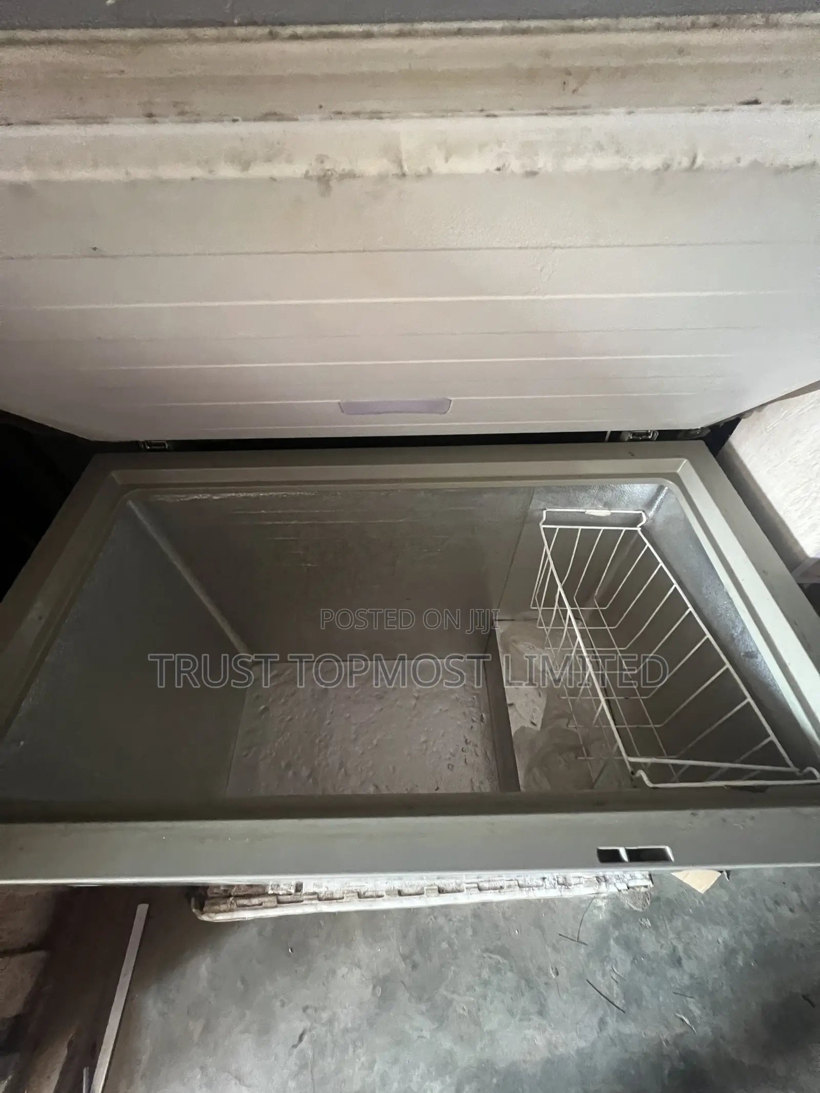 240L Hisense Refrigerator