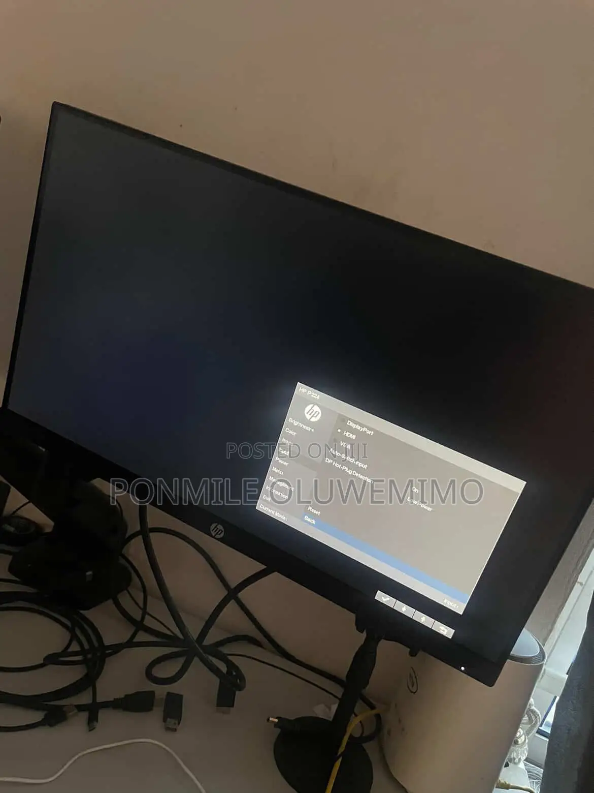 Gaming N Streaming Monitor Setup. (Monitors N Mount Only)