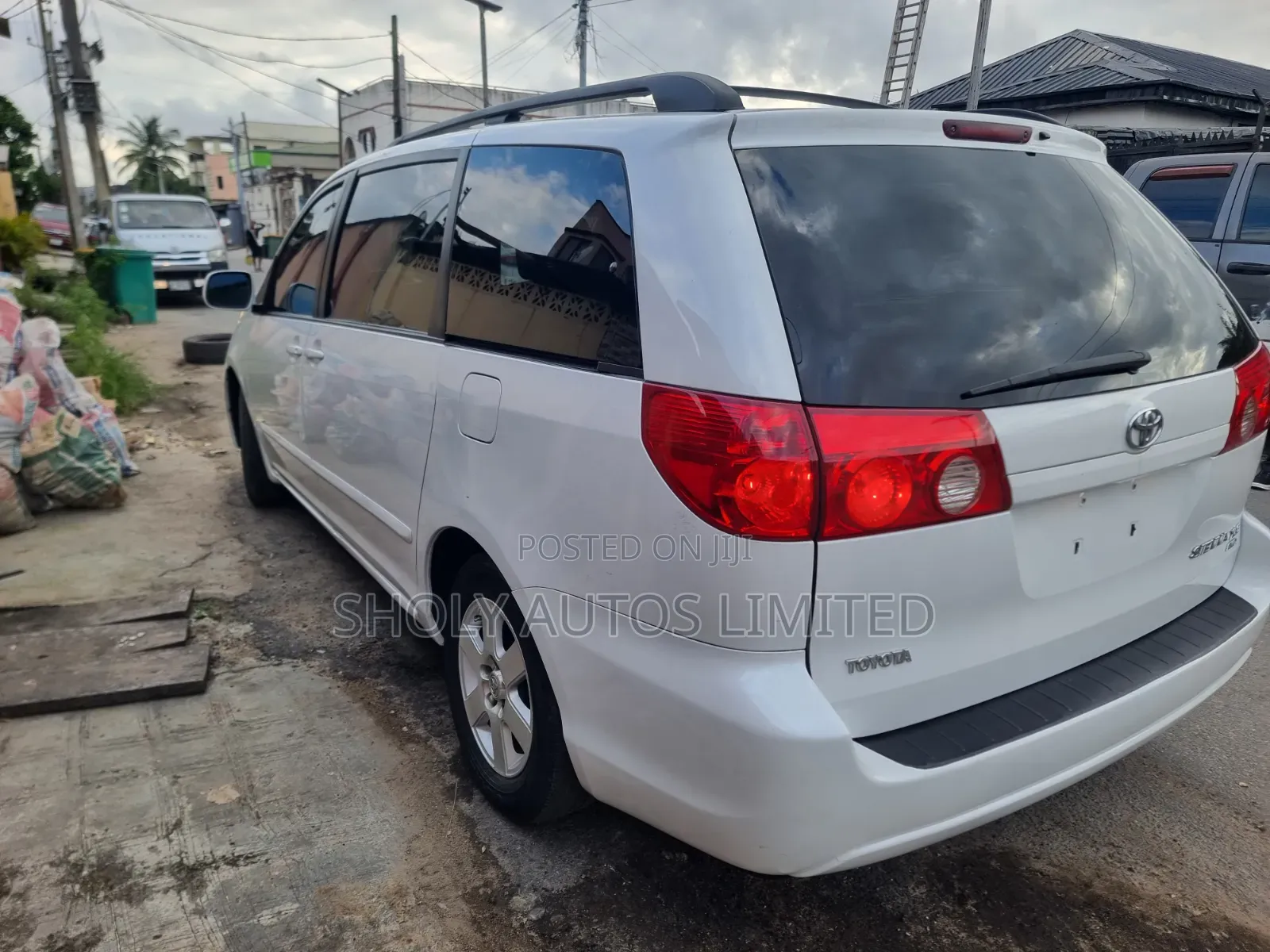 Toyota Sienna 2007 White