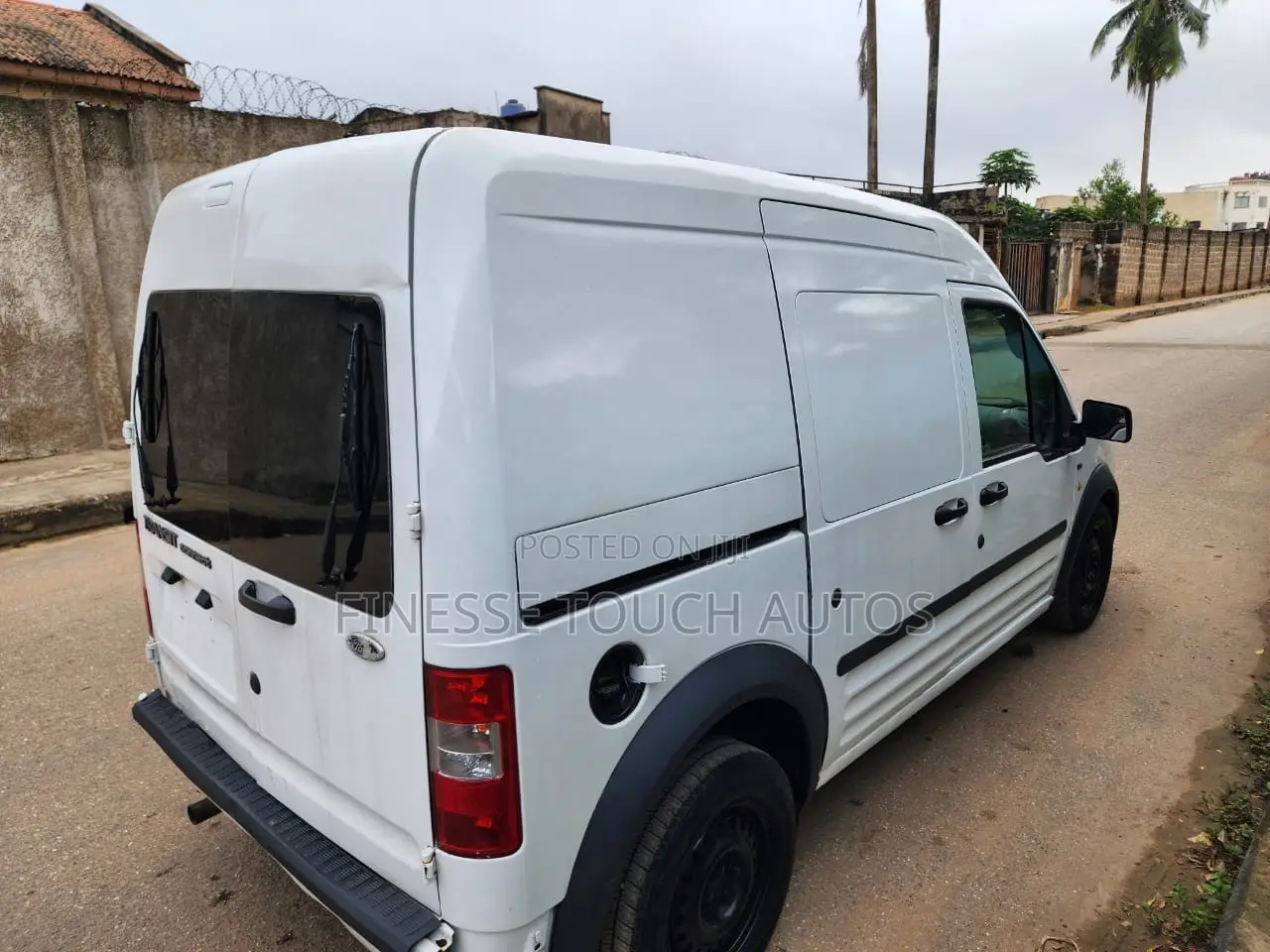 Ford Transit Connect 2011 White