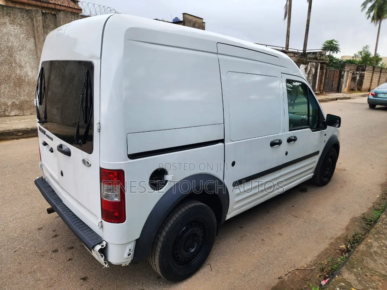 Ford Transit Connect 2011 White