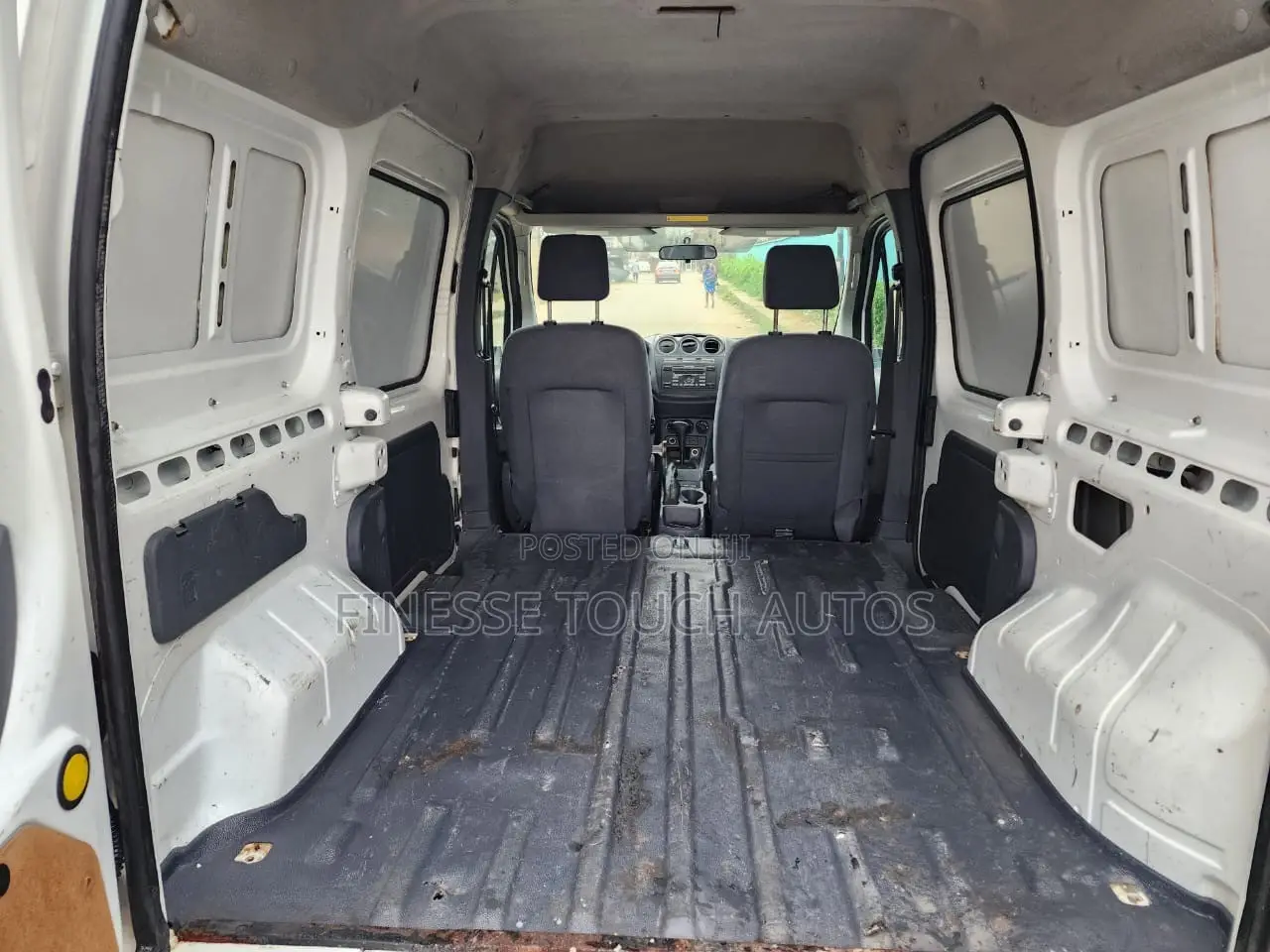 Ford Transit Connect 2011 White