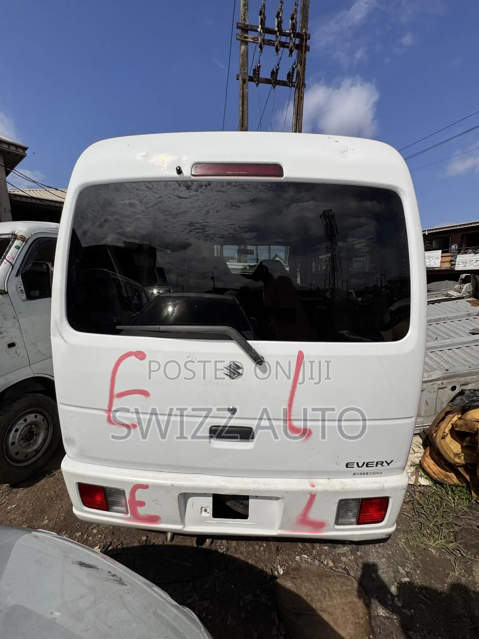 Suzuki Every 2012 White
