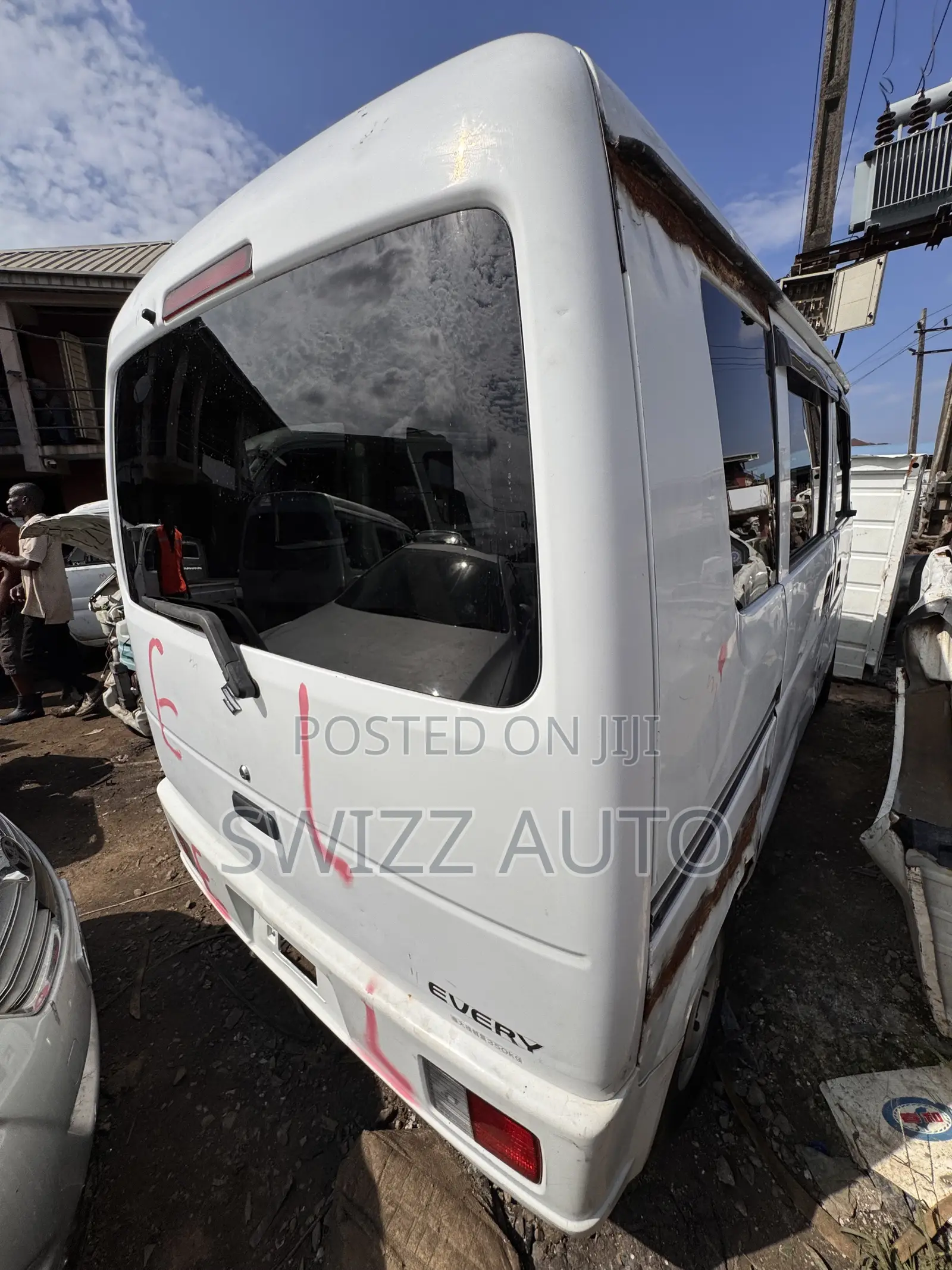 Suzuki Every 2012 White