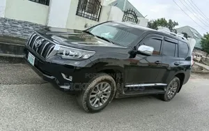 Toyota Land Cruiser Prado 2018 Black