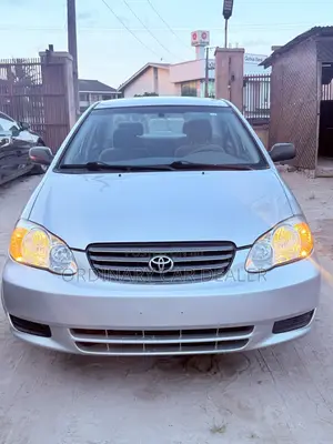 Toyota Corolla LE 2004 Silver
