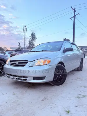 Toyota Corolla LE 2004 Silver