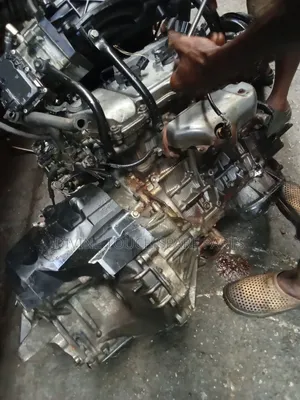 Toyota Sienna Japan Engine and Gearbox 13pin