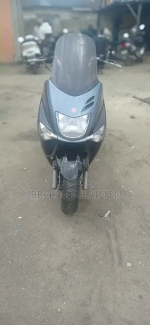 Yamaha Majesty 2015 Black