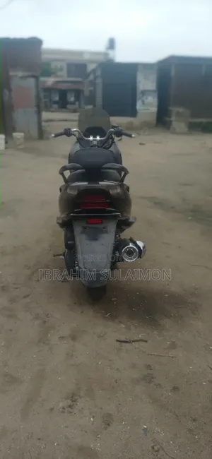 Yamaha Majesty 2015 Black