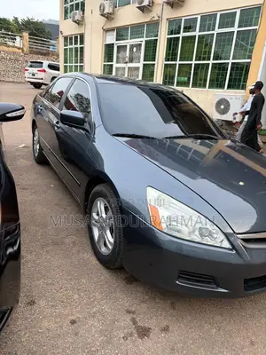 Honda Accord Automatic 2005 Gray