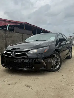 Toyota Camry SE 4dr Sedan (2.5L 4cyl 6A) 2016 Black
