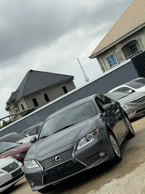 Lexus ES 2015 Gray