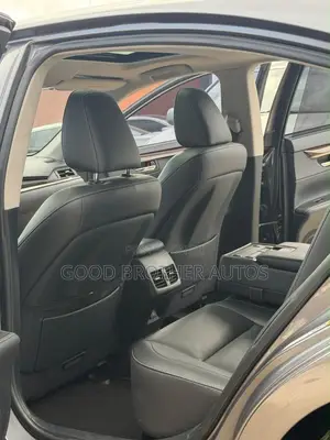 Lexus ES 2015 Gray