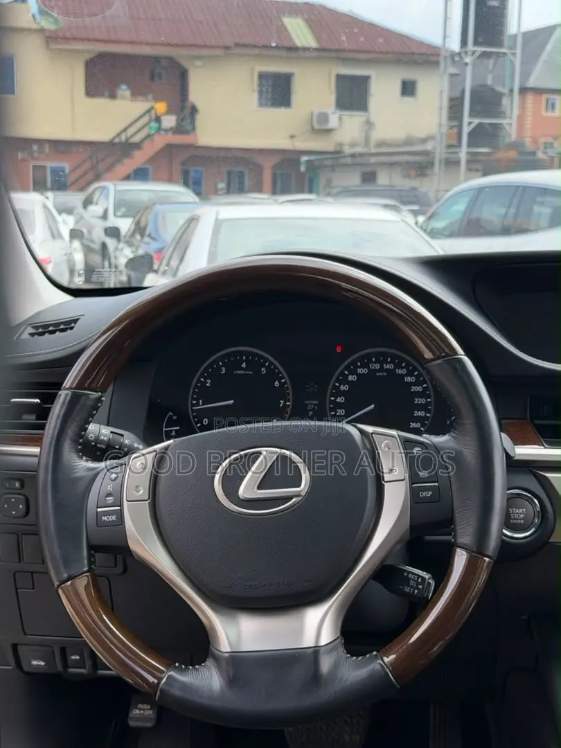 Lexus ES 2015 Gray